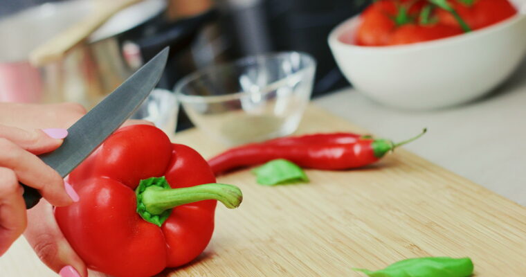 Paprika richtig schneiden.